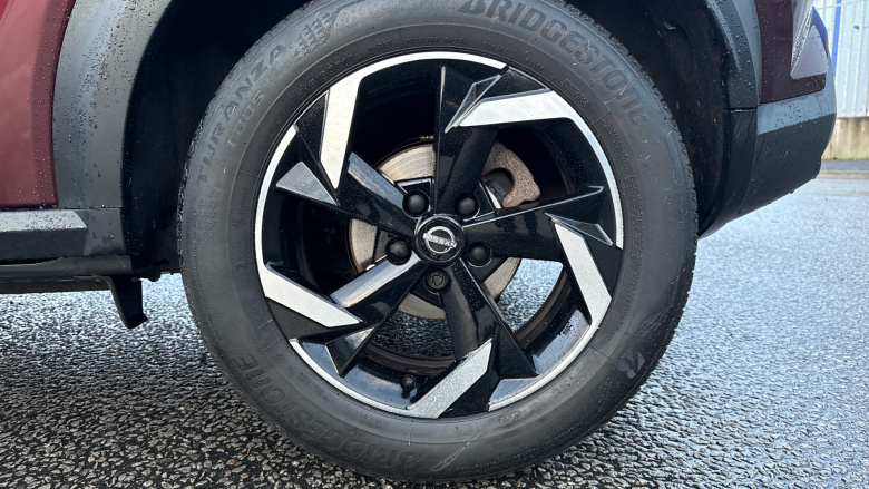 Nissan Juke 1.0 DiG-T 114 N-Connecta 5dr DCT Petrol Hatchback